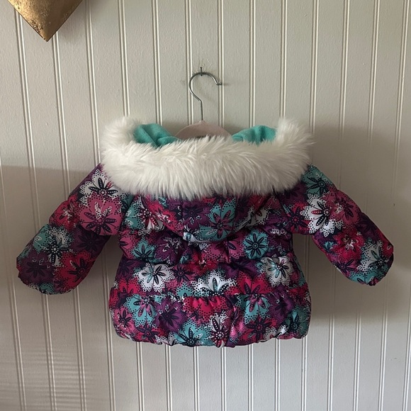Like New! London Fog Floral Winter Puffer Jacket with Hood sz 12 mos - Picture 7 of 9